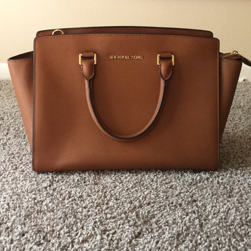 🦄MAKE OFFER🦄MICHAEL KORS Large Selma TZ Satchel